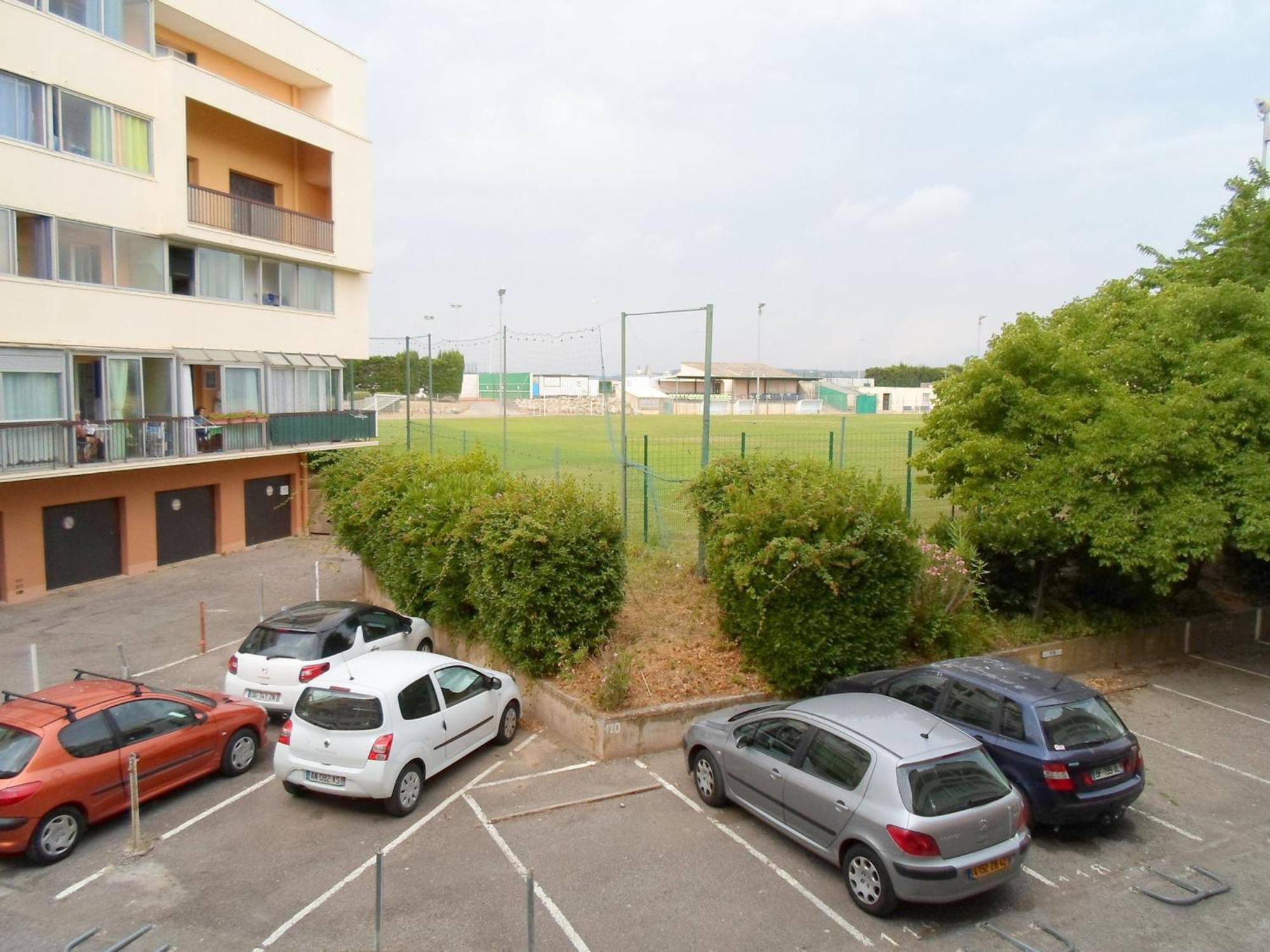 Appartement 2 Etoiles Proche Du Stade Et Des Thermes A Balaruc-Les-Bains, Avec Parking Et Balcon Ferme - Fr-1-503-84 Exterior photo